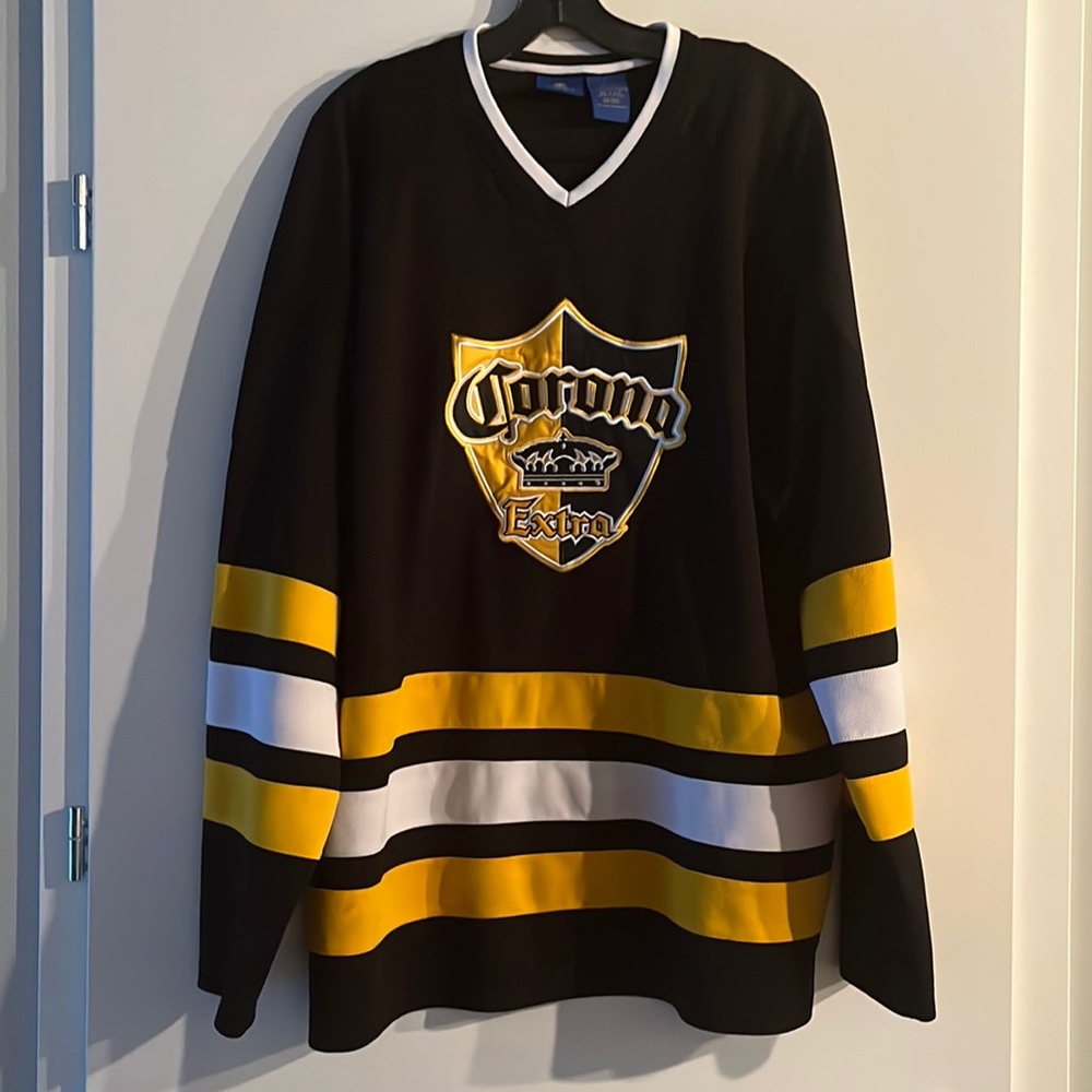 Size XL CORONA MAS FINA Hockey Jersey